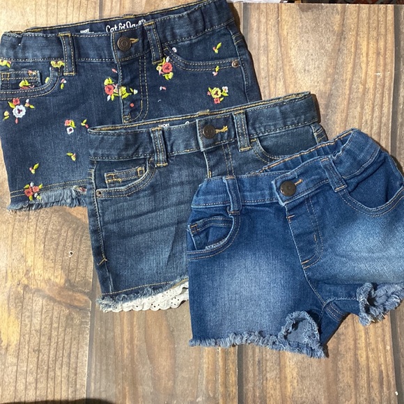 Cat and Jack Girls Denim Shorts stretch shorts 3T and 4T Geranimals White Tank - Picture 2 of 16